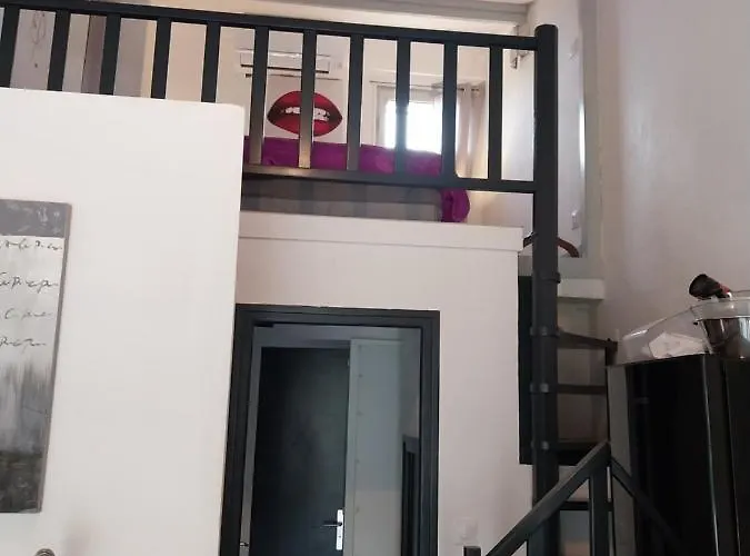 Charmante Heliovillage Camp Naturiste Villa *